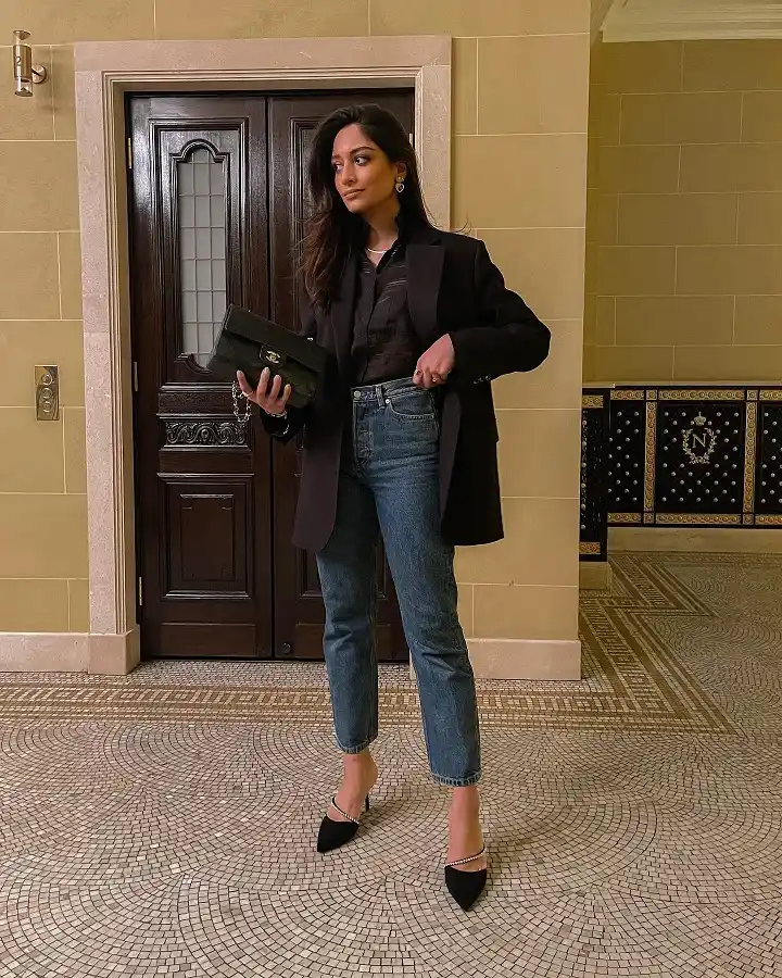 15 Fall Date Night Outfits Over 40 That Look Expensive Without Trying 2 1. The Black Blazer and Straight Jeans Formula