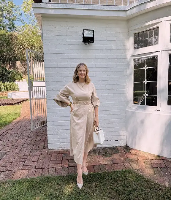 Sand Linen Midi Dress With Balloon Sleeves and a Chain Belt