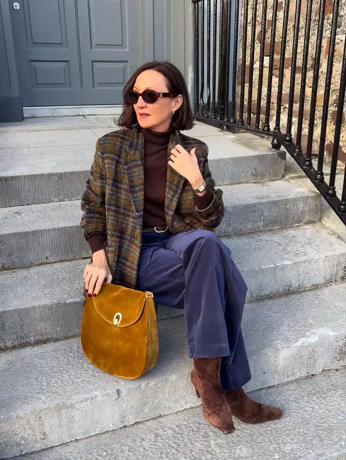 20 Ankle Boot Outfits for Women Over 40 21 20. Plaid Blazer with Suede Western Boots