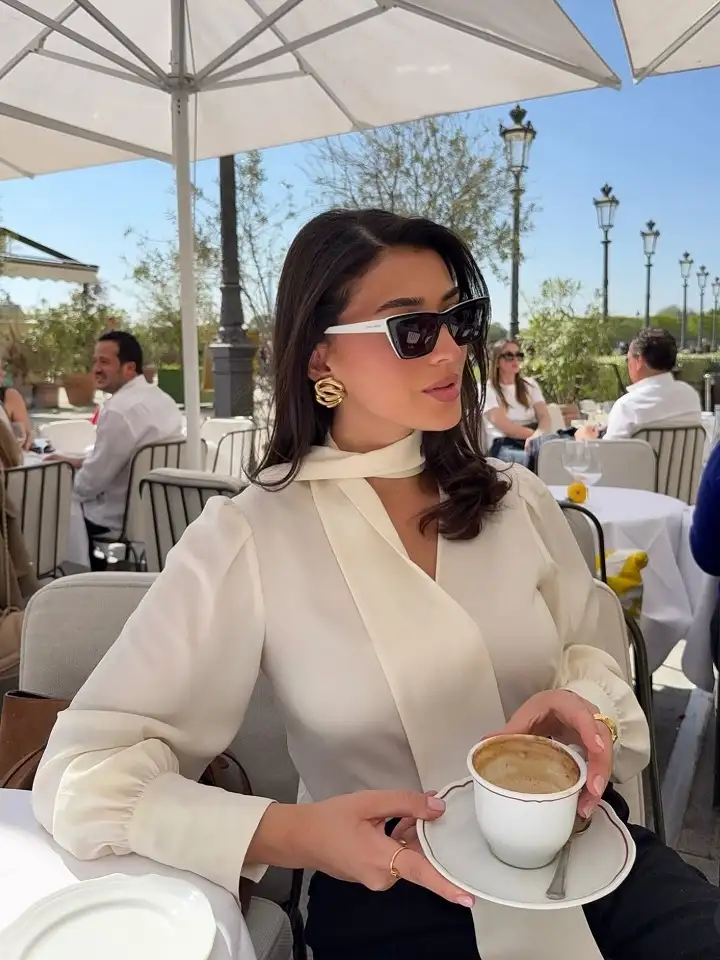 20 Quiet Luxury Outfits for Women Over 40 (Old Money Style, Real-Life Ready) 10 Cream Scarf-Neck Blouse for Long Lunches