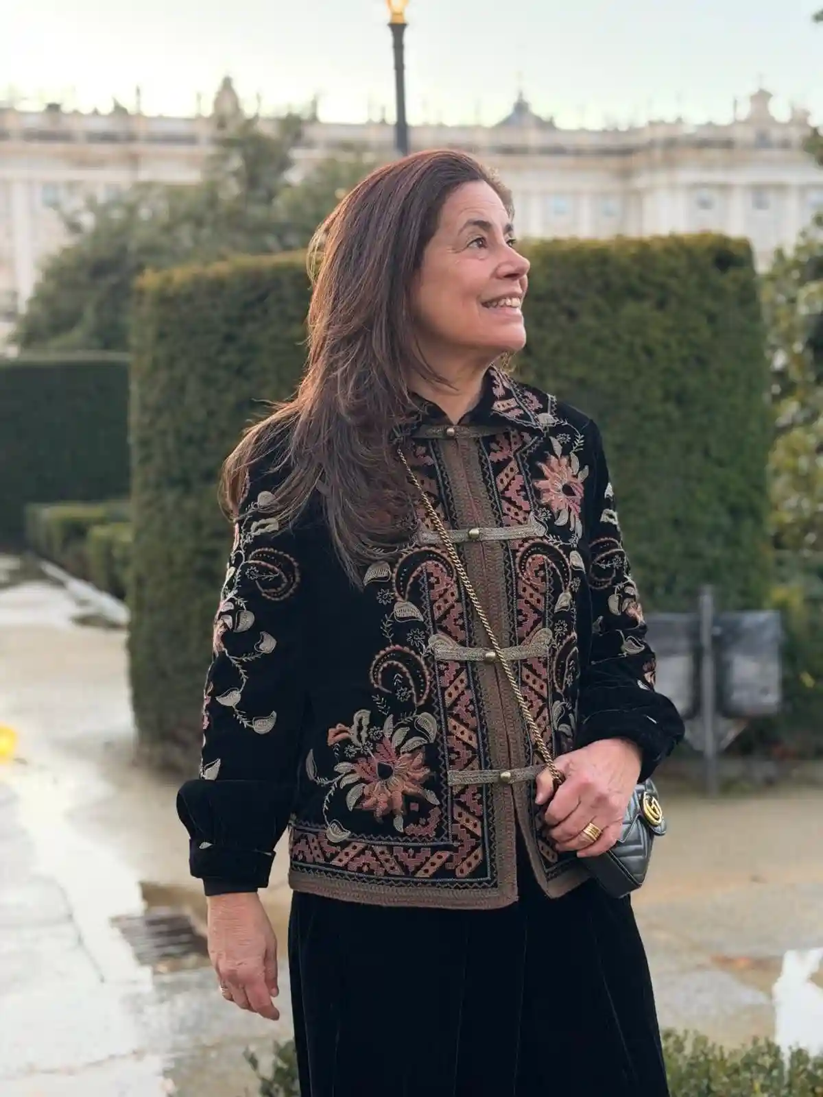 15 Velvet Outfits for Women Over 40 to Wear All Season 9 8. Embroidered Black Velvet Jacket and Skirt Set