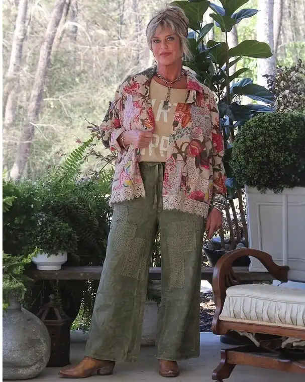 18 Boho Outfits for Women Over 40 (Not Costume-y) 16 Floral Lace Trim Jacket with Olive Linen Pants