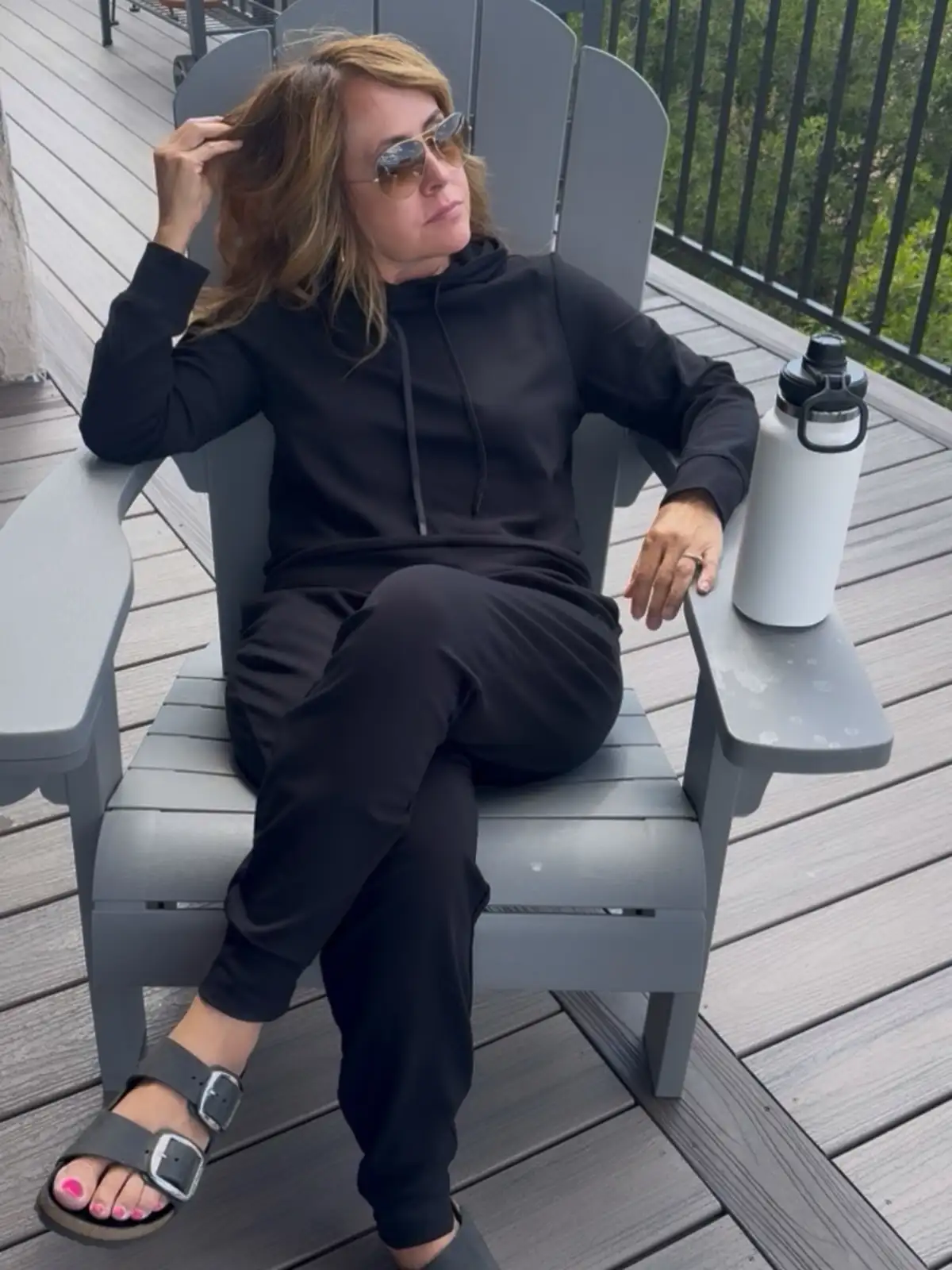 12 Loungewear Pieces for Women Over 40 (Not Sloppy) 8 7. Black Hoodie and Jogger Set