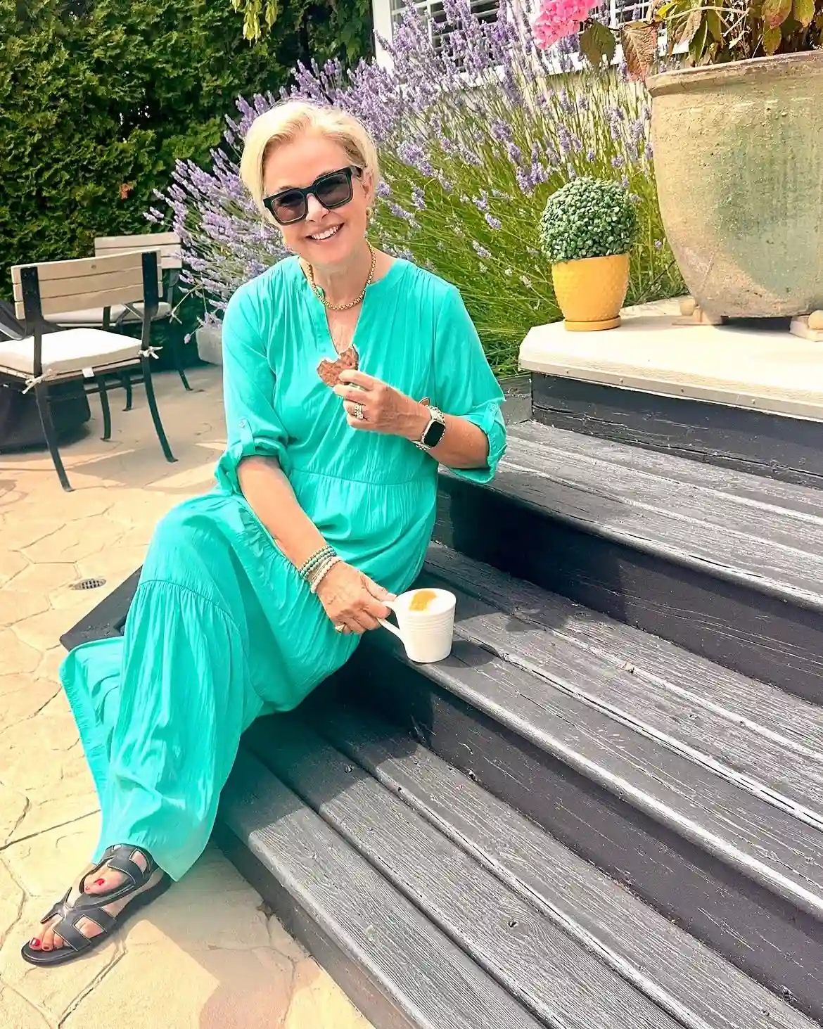 Modern Style: 20 Fall Outfits for Women Over 50 12 11. Turquoise Maxi Dress with Black Sandals